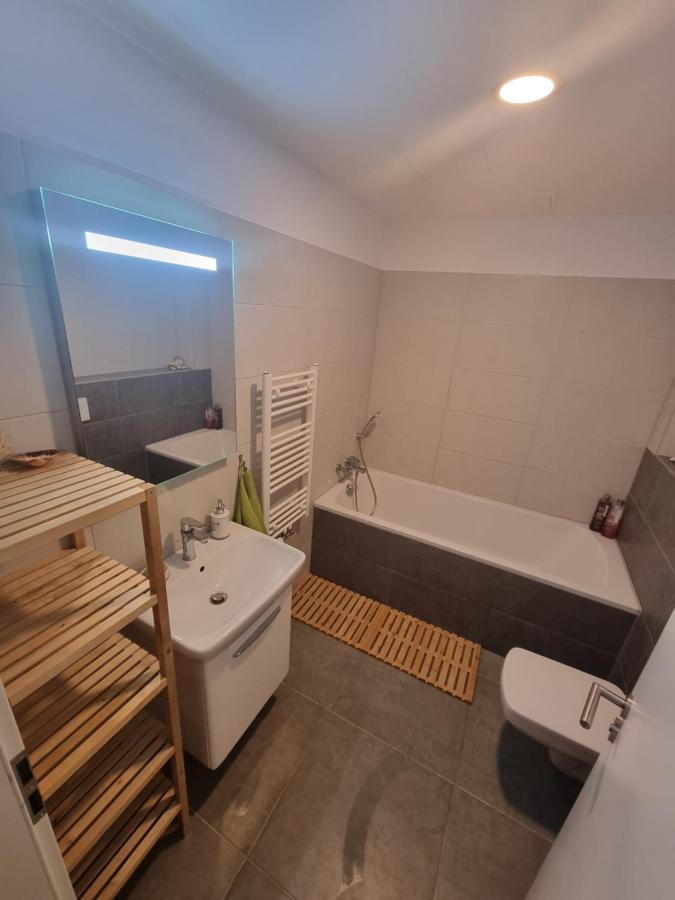 Konig Mikulov Villa ภายนอก รูปภาพ